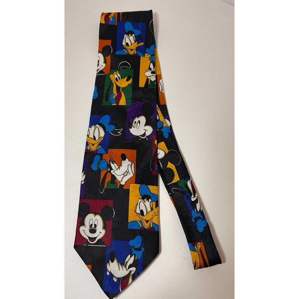 Vintage WALT DISNEY NeckTie With Mickey Mouse Minnie Donald Pluto Goofy